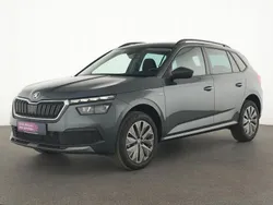 Grau Gebraucht 2021 Skoda Kamiq Clever SUV | 18.299 € (Fairer Preis)