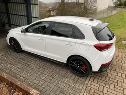 Weiß Gebraucht 2023 Hyundai i30 Limousine | 31.000 € (Fairer Preis)
