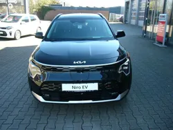 Schwarz Gebraucht 2023 Kia e-Niro Inspiration SUV | 34.990 € (Teuer)