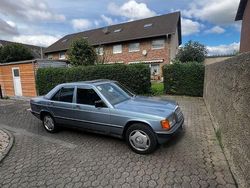 Blau Gebraucht 1984 Mercedes 190 Limousine | 6.250 €