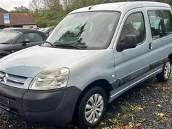 Grau Gebraucht 2005 Citroën Berlingo Advance Van / Kleinbus | 1.600 € (Guter Preis)