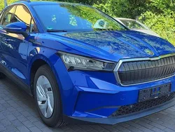 Modra energy/energy blue Gebraucht 2023 Skoda Enyaq iV Loft SUV | 23.999 € (Guter Preis)