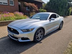 Silber Gebraucht 2016 Ford Mustang Coupé | 19.999 €