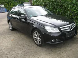 Schwarz Gebraucht 2012 Mercedes C180 Kombi | 5.850 € (Superpreis)