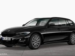 Saphirschwarz Gebraucht 2020 BMW 320 M Sport Kombi | 29.480 € (Fairer Preis)