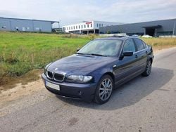 Blau Gebraucht 2003 BMW 320 Limousine | 2.800 € (Superpreis)