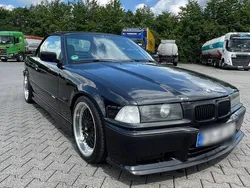 Schwarz Gebraucht 1995 BMW 320 Cabriolet M Sport Cabrio | 8.950 €