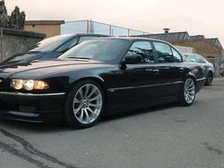 Schwarz Gebraucht 2001 BMW 728 M Sport Limousine | 8.000 € (Fairer Preis)