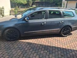 Gebraucht 2009 VW Passat Highline Kombi | 10.000 €