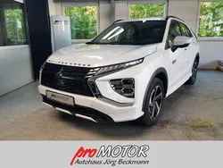 Weiß Gebraucht 2022 Mitsubishi Eclipse Cross Top SUV | 26.450 € (Teuer)