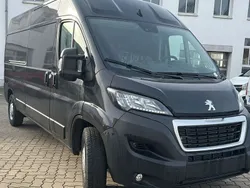 Grau Neu 2025 Peugeot Boxer Van | 31.892 € (Guter Preis)