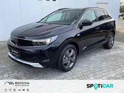 Lackierung schwarz perla nera/metallic klarlack Gebraucht 2023 Opel Grandland X Elegance SUV | 25.750 € (Fairer Preis)