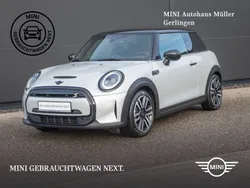 White silver (metallic) Gebraucht 2022 Mini Cooper Kleinwagen | 17.870 € (Fairer Preis)