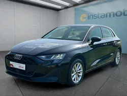 Schwarz Gebraucht 2024 Audi A3 Sportback Limousine | 29.249 € (Guter Preis)