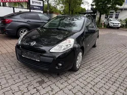 Schwarz Gebraucht 2011 Renault Clio II Expression Limousine | 1.699 € (Superpreis)