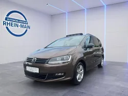 Braun Gebraucht 2012 VW Sharan Match Van / Kleinbus | 12.900 € (Etwas zu teuer)