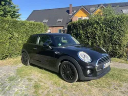 Schwarz Gebraucht 2016 Mini ONE Chili Kleinwagen | 10.950 € (Fairer Preis)