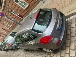 Grau Gebraucht 2012 Renault Clio GrandTour Kombi | 2.950 € (Guter Preis)