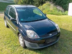 Blau Gebraucht 2006 Ford Fiesta Kleinwagen | 800 € (Guter Preis)