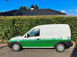 Weiß Gebraucht 2011 Opel Combo Van / Kleinbus | 4.450 €