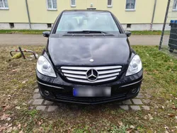 Mercedes B200