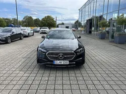 Gebraucht 2025 Mercedes E220 AMG line | 65.450 € (Teuer)