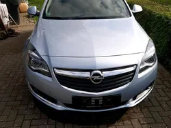 Silber Gebraucht 2014 Opel Insignia Kombi | 8.200 € (Fairer Preis)