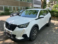 Weiß Gebraucht 2021 Peugeot 2008 SUV | 11.781 €