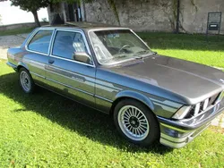 Grau Gebraucht 1981 BMW 323 Performance Coupé | 27.900 €