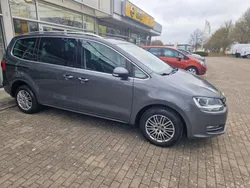 Grau Gebraucht 2012 VW Sharan Highline Van / Kleinbus | 12.750 € (Fairer Preis)