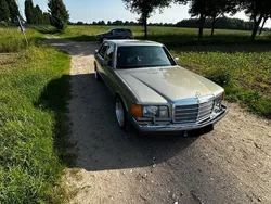 Silber Gebraucht 1988 Mercedes 560 Limousine | 18.000 €