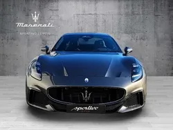 Grau Gebraucht 2024 Maserati Granturismo Coupé | 242.222 €