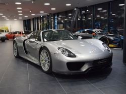 Silber Gebraucht 2015 Porsche 918 Cabrio | 1.290.990 €