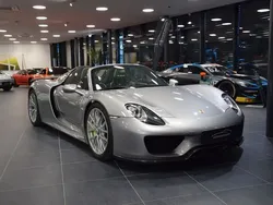 Porsche 918