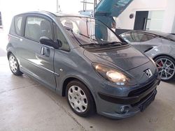 Grau Gebraucht 2007 Peugeot 1007 Kleinwagen | 2.890 € (Fairer Preis)