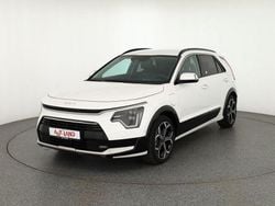 Weiß Gebraucht 2022 Kia Niro 2 SUV | 26.890 € (Guter Preis)