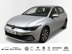 Silber metallic Gebraucht 2022 VW Golf VIII Style Limousine | 28.490 € (Teuer)