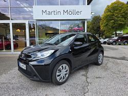 Schwarz Gebraucht 2024 Toyota Aygo X-play Kleinwagen | 14.990 € (Fairer Preis)