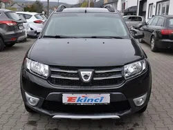 Schwarz Gebraucht 2014 Dacia Sandero Prestige Kleinwagen | 8.900 € (Etwas zu teuer)