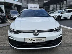 Pure white (weiß) Gebraucht 2021 VW Golf VIII R-line Kombi | 24.990 € (Guter Preis)