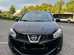 Schwarz Gebraucht 2011 Nissan Qashqai SUV | 9.800 € (Fairer Preis)