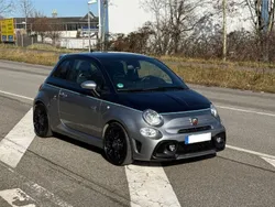Blau Gebraucht 2018 Abarth 695 Kleinwagen | 21.000 €