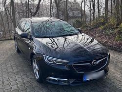 Schwarz Gebraucht 2017 Opel Insignia Business Kombi | 8.499 € (Fairer Preis)