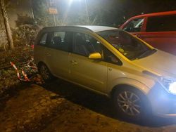 Silber Gebraucht 2005 Opel Zafira Van / Kleinbus | 1.250 € (Superpreis)