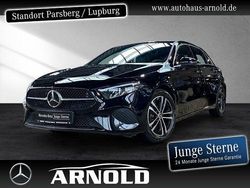 Schwarz (kosmosschwarz) Gebraucht 2024 Mercedes A180 Progressive Limousine | 26.170 € (Guter Preis)