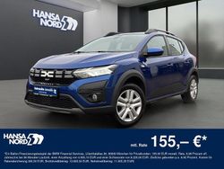 Blau / stahlblau (metallic) Gebraucht 2023 Dacia Sandero Stepway Limousine | 16.450 €