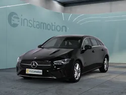 Schwarz Gebraucht 2024 Mercedes CLA180 Shooting Brake Progressive Kombi | 30.749 € (Fairer Preis)