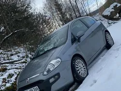 Grau Gebraucht 2012 Fiat Punto Evo Kleinwagen | 2.250 € (Guter Preis)