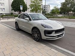Grau Gebraucht 2023 Porsche Macan S Sport SUV | 69.600 € (Superpreis)
