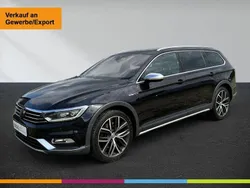 Deep black pearlescent Gebraucht 2016 VW Passat Alltrack Kombi | 13.490 € (Teuer)